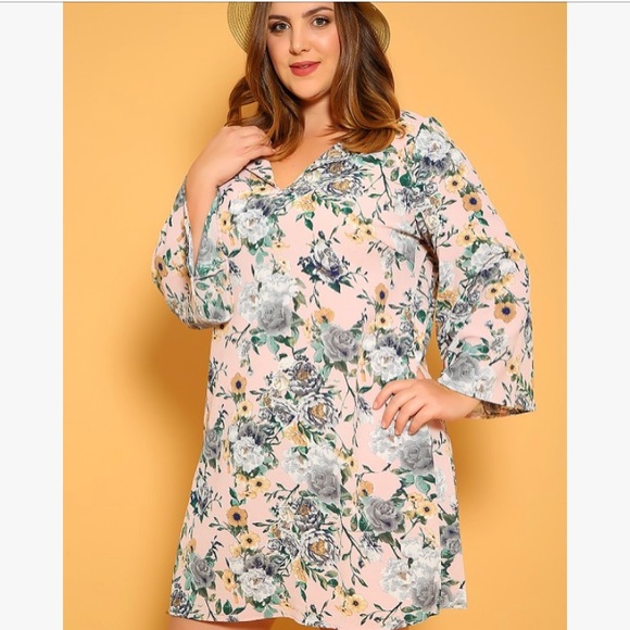 Long sleeve floral plus size dress - Picture 3 of 4